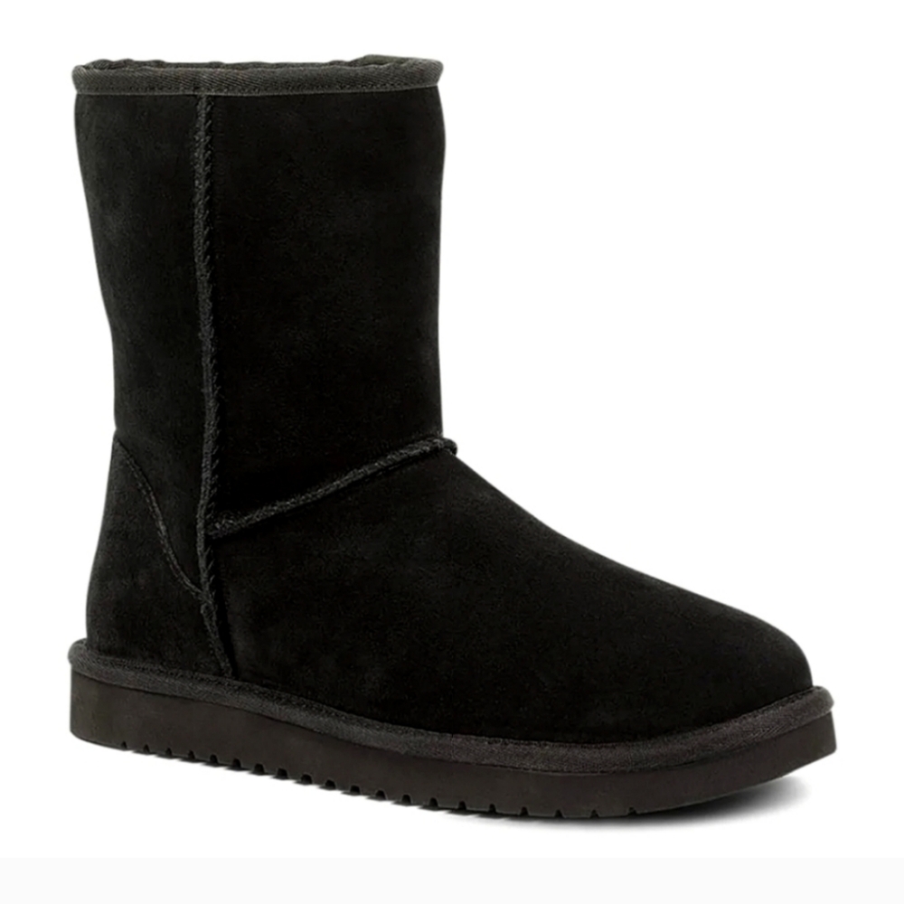 Koolaburra by UGG Black suede leather boots With Shearling Lining